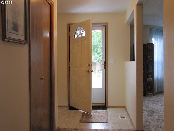 2nd image of 4219 NE 161st Ave