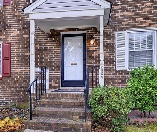 3rd image of 2903 Haddington Ct