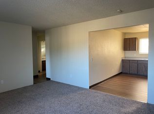 1615 Olive Avenue, Redding, CA 96001