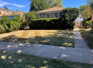 1105 Pitner Ave, Evanston, IL 60202