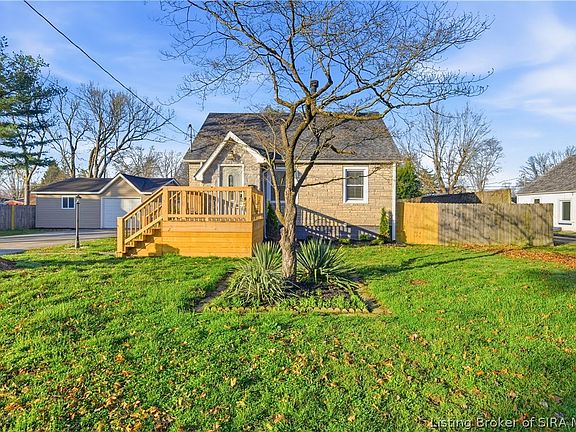 2nd image of 1505 Johnson Lane