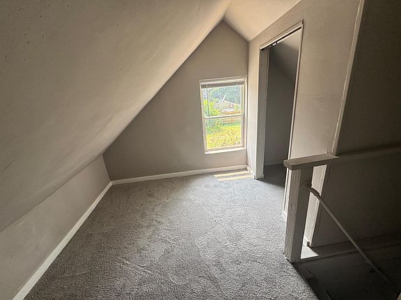 5th image of 625 E 142nd St