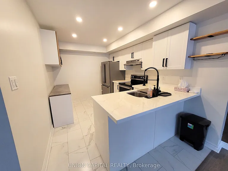 314 John St #190 — Photo 8