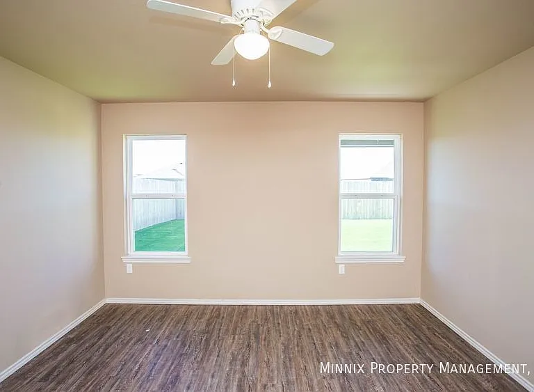 2508 N Avenue P — Photo 21