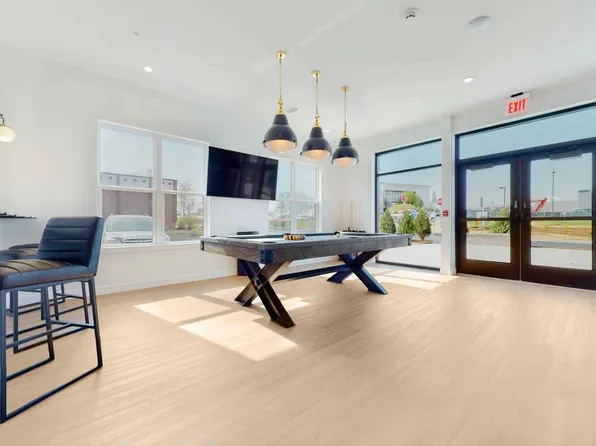 Vantage-Naperville, 1350 E Ogden Ave #24867ab3c, Naperville, IL 60563