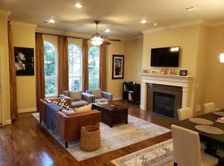 4602 Blossom St, Houston, TX 77007