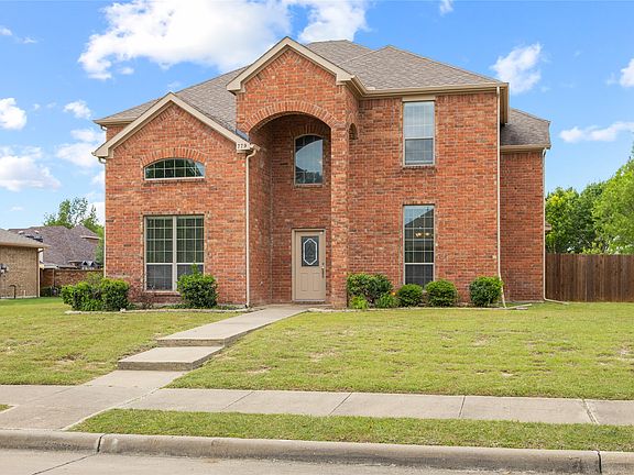 2nd image of 779 River Rock Ln