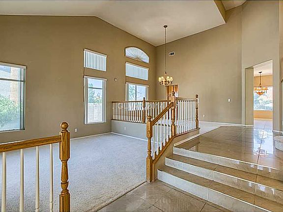 4th image of 1600 Desert Fort St