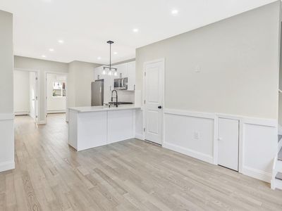 20-40 41st Street, Astoria, NY, 11105
