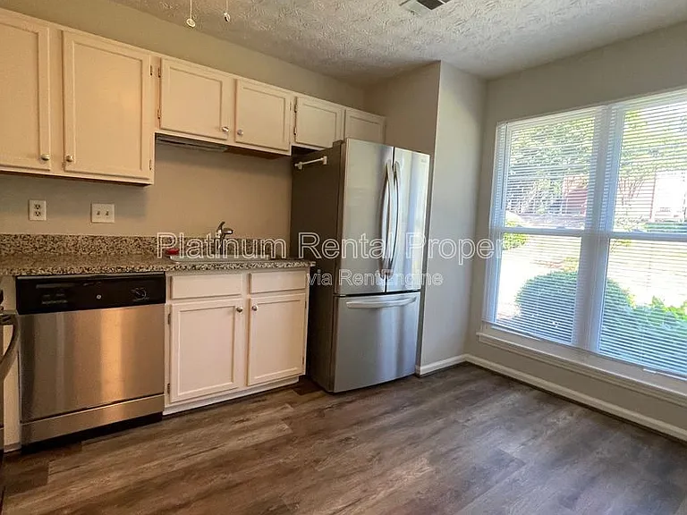 1125 Jamestowne Trl — Photo 38