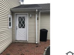 6 Hill St #6B, Norwalk, CT 06850