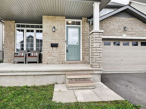 2nd image of 129 Dorina Sarazin Cres