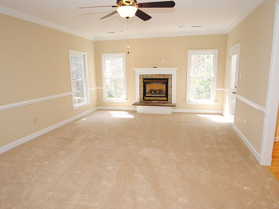 2nd image of 2707 Parkhouse Ct