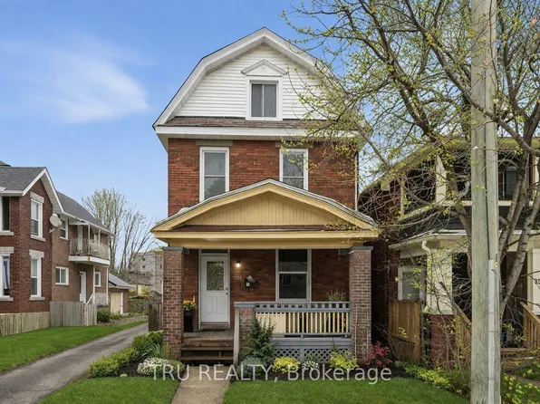 355 Cambridge St N, Ottawa, ON K1R 7B3