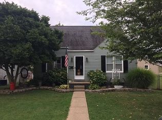 121 Sharon St, Marietta, OH 45750