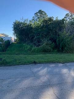 2nd image of 2101 SW Gailwood Street
