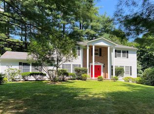 9 Upland Ct, South Salem, NY 10590