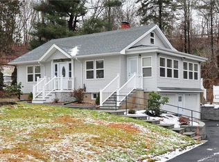 307 South Rd, Farmington, CT 06032