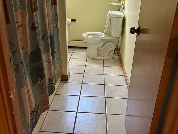 5th image of 30 Blaine St #30