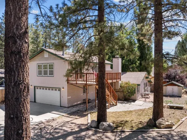 924 Greenway Dr, Big Bear City, CA 92314