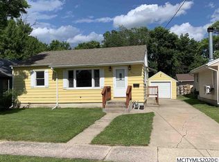 907 N Fillmore Ave, Mason City, IA 50401