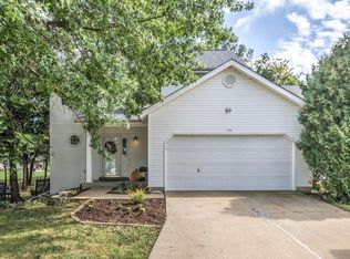 134 Village Circle Dr, Lake Saint Louis, MO 63367