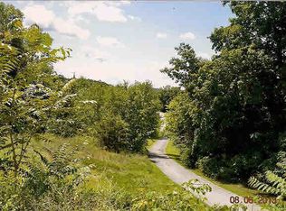 164-166 Davis Rd, Salt Point, NY 12578