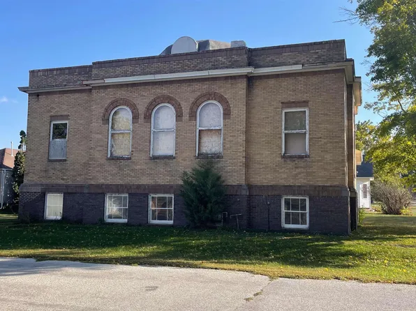 107 N 2nd St, Vincent, IA 50594