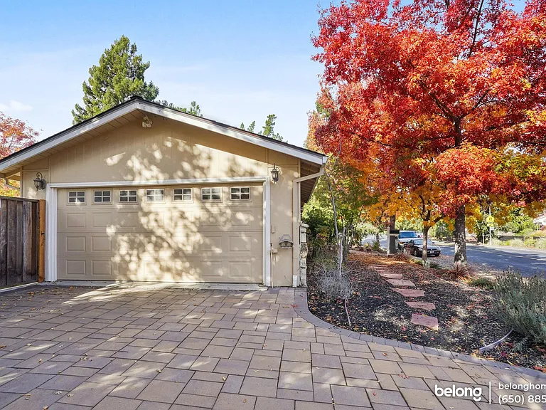4205 Walnut Blvd — Photo 3