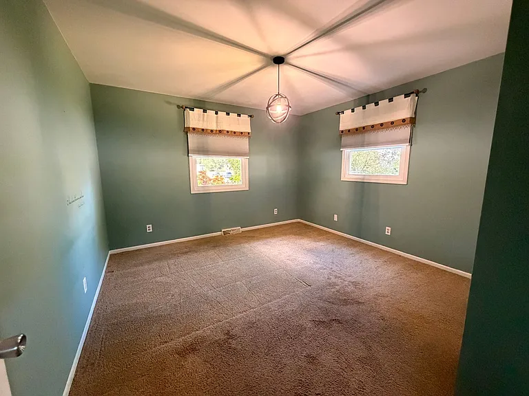 3033 New Holland St — Photo 13