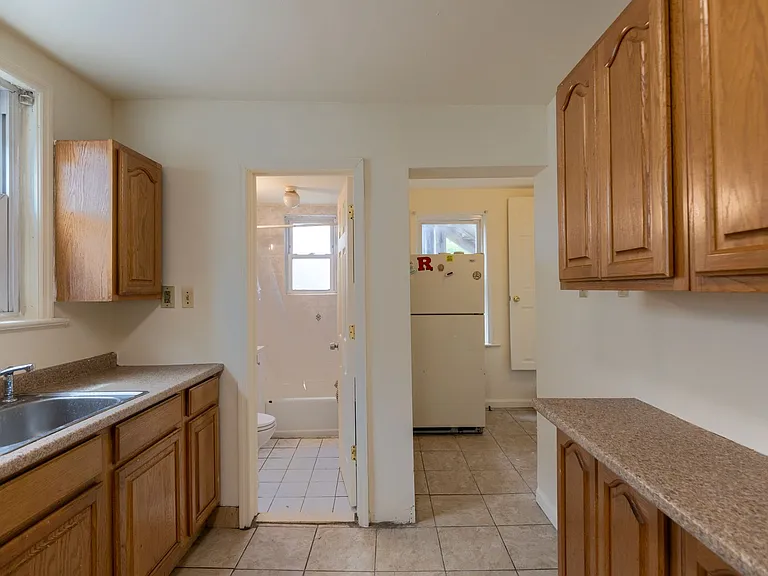 203 Hamilton St — Photo 5