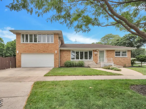 7621 W Main St, Niles, IL 60714