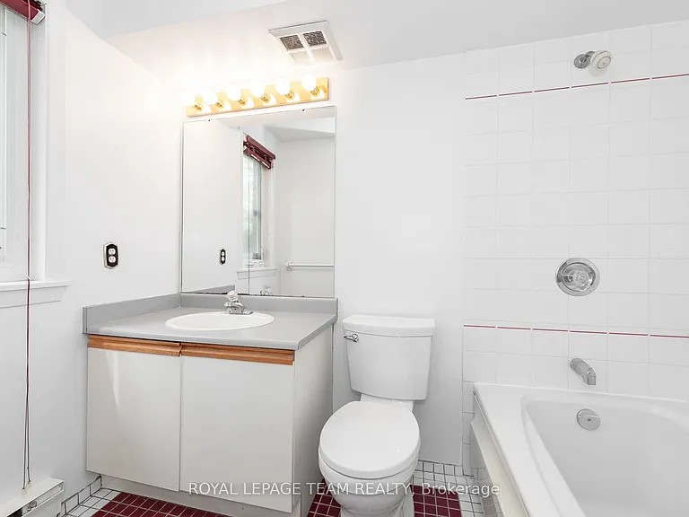939 N River Rd #105 — Photo 21