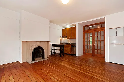 139 Henry St Photo 1