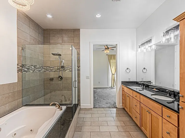 3210 Carlisle St #40 — Photo 24
