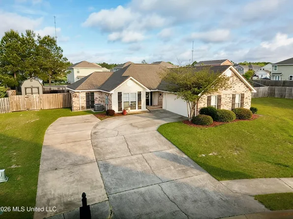 2101 Rhonda Ave, Ocean Springs, MS 39564