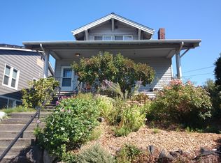 3238 33rd Ave S, Seattle, WA 98144