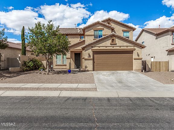 2nd image of 728 W Camino Curvitas