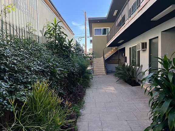3rd image of 12618 Pacific Ave APT 2