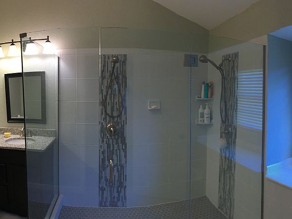 2nd image of 414 Country Wood Cir