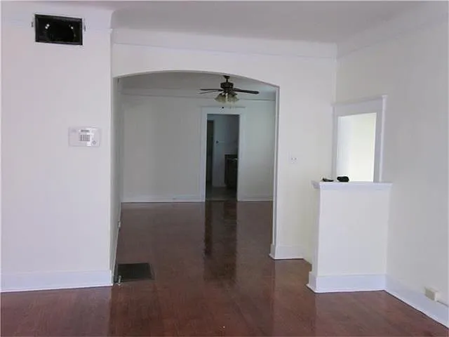 2 bed, 1.5 bath, 1690 sqft, $2,100 — Photo 2