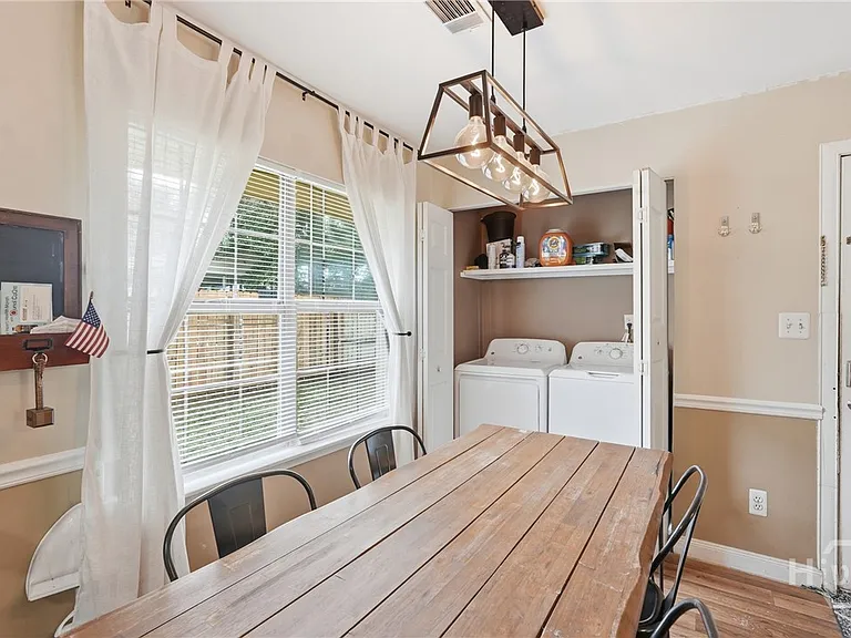 103 Eunice Rd — Photo 9