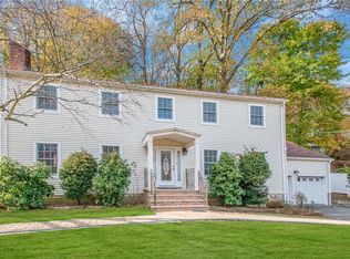 192 Pinebrook Blvd, New Rochelle, NY 10804