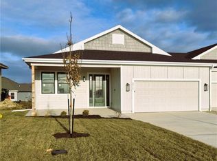 4915 N 146th St, Basehor, KS 66007