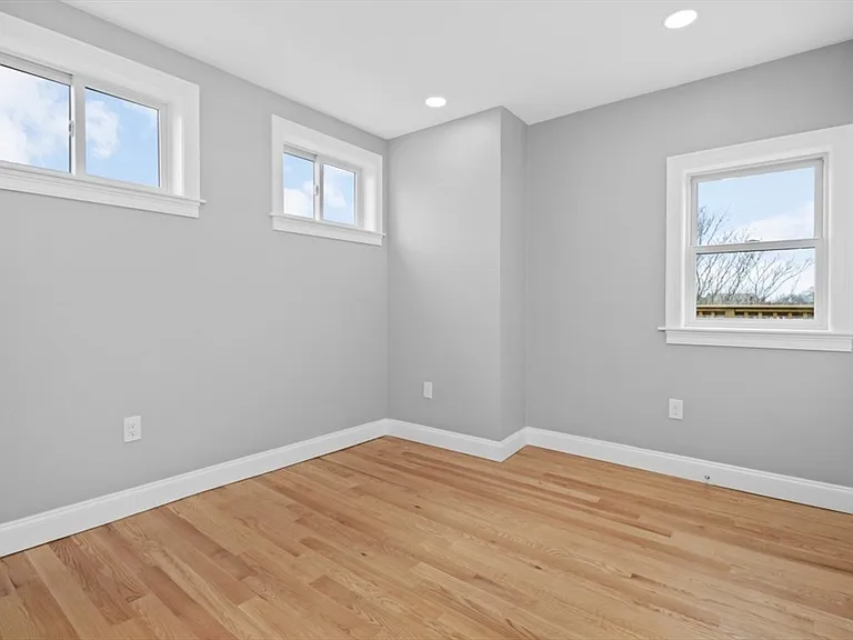 66 Stanley St #3 — Photo 10