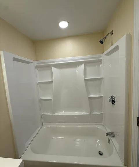 1 Pond Pl — Photo 12