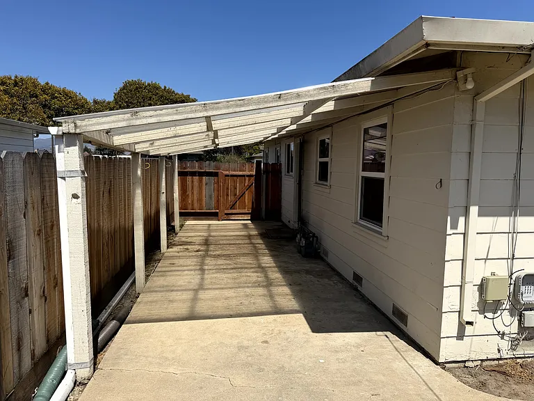 1219 Claremont St — Photo 12