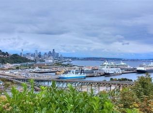 1810 Magnolia Way W, Seattle, WA 98199