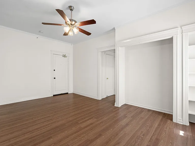 1611 Schrader Apartments (#810) — Photo 16