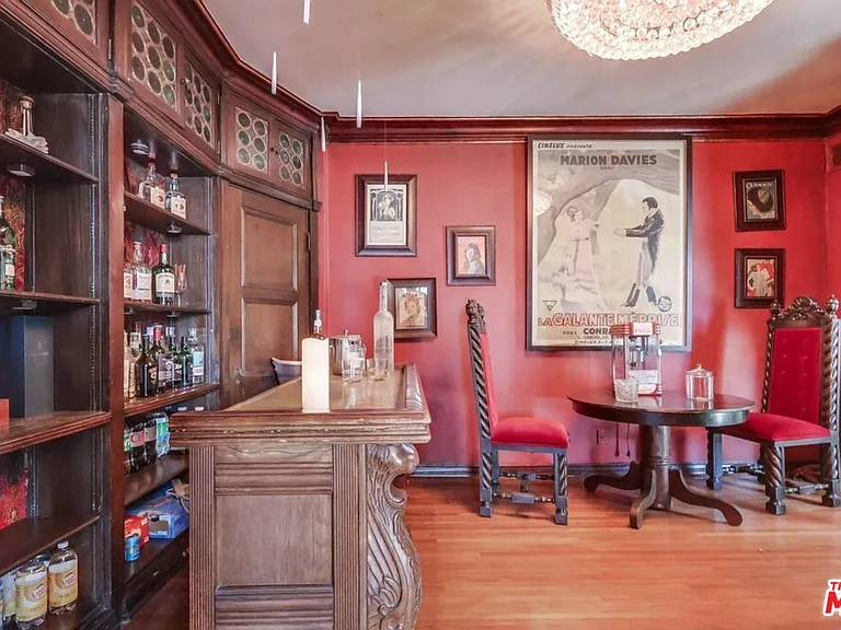 642 S Bronson Ave #207 — Photo 23